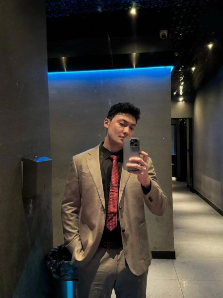 魔羯男适合什么穿衣风格_魔羯男怎么穿搭显成熟