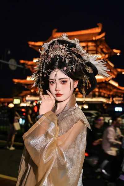 双鱼座汉服怎么选_双鱼座适合什么汉服颜色