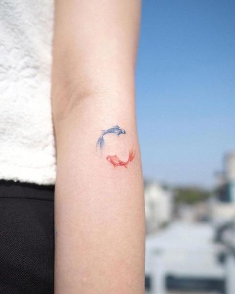 双鱼座刺青图案大全_双鱼座刺青适合纹在哪里