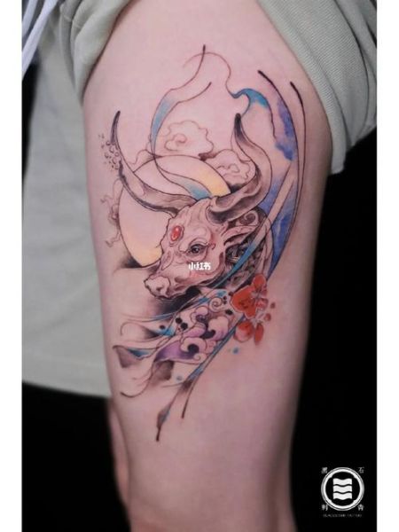 生肖牛纹身图案女双子座_适合什么风格