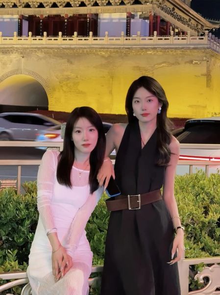 成熟的双子女有多完美_她们真的无可挑剔吗