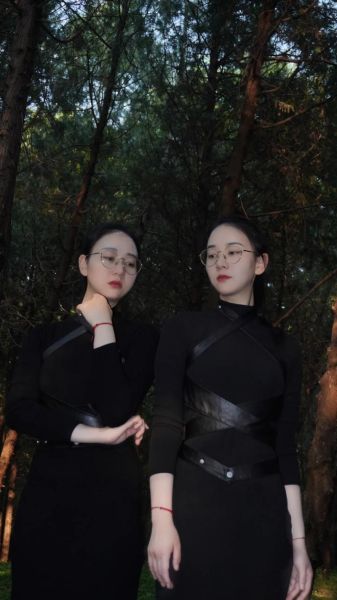 蛇双子女穿什么风格_如何搭配才显气质