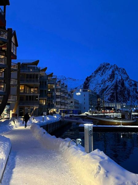 让双子女哭_双子女哭了怎么办