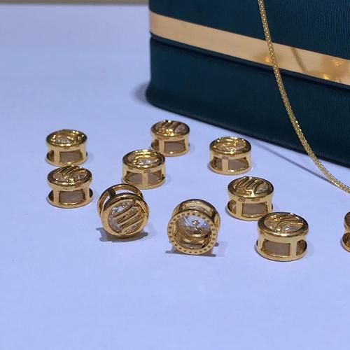 天蝎座项链金_适合什么材质