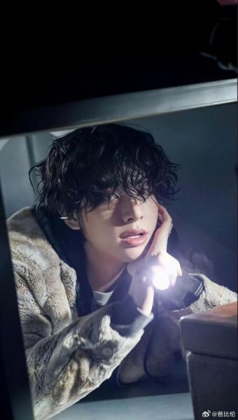 属狗天蝎座明星有哪些_他们为何如此迷人