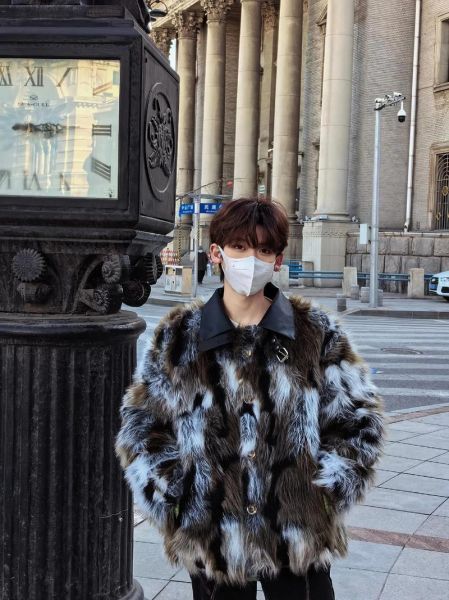 魔羯座男喜欢穿什么衣服_魔羯座男穿衣风格